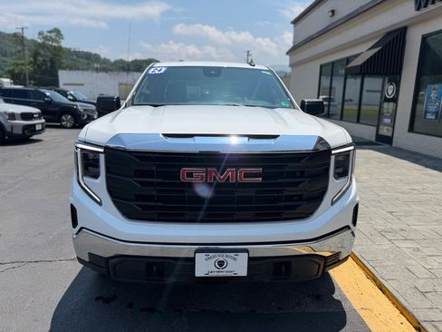 Used 2024 GMC Sierra 1500 Pro w/ Pro Value Package AWD/4WD image 7