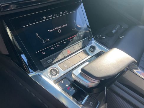 Used 2021 Audi e-tron Premium w/ Convenience Plus Package AWD/4WD image 28
