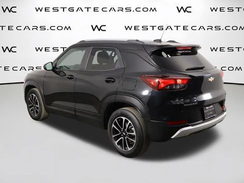 Used 2024 Chevrolet TrailBlazer LT FWD image 39