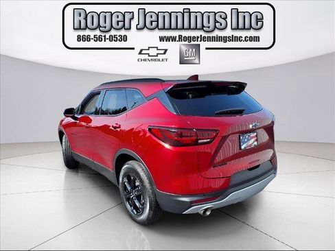 Used 2024 Chevrolet Blazer LT w/ Convenience Package image 3