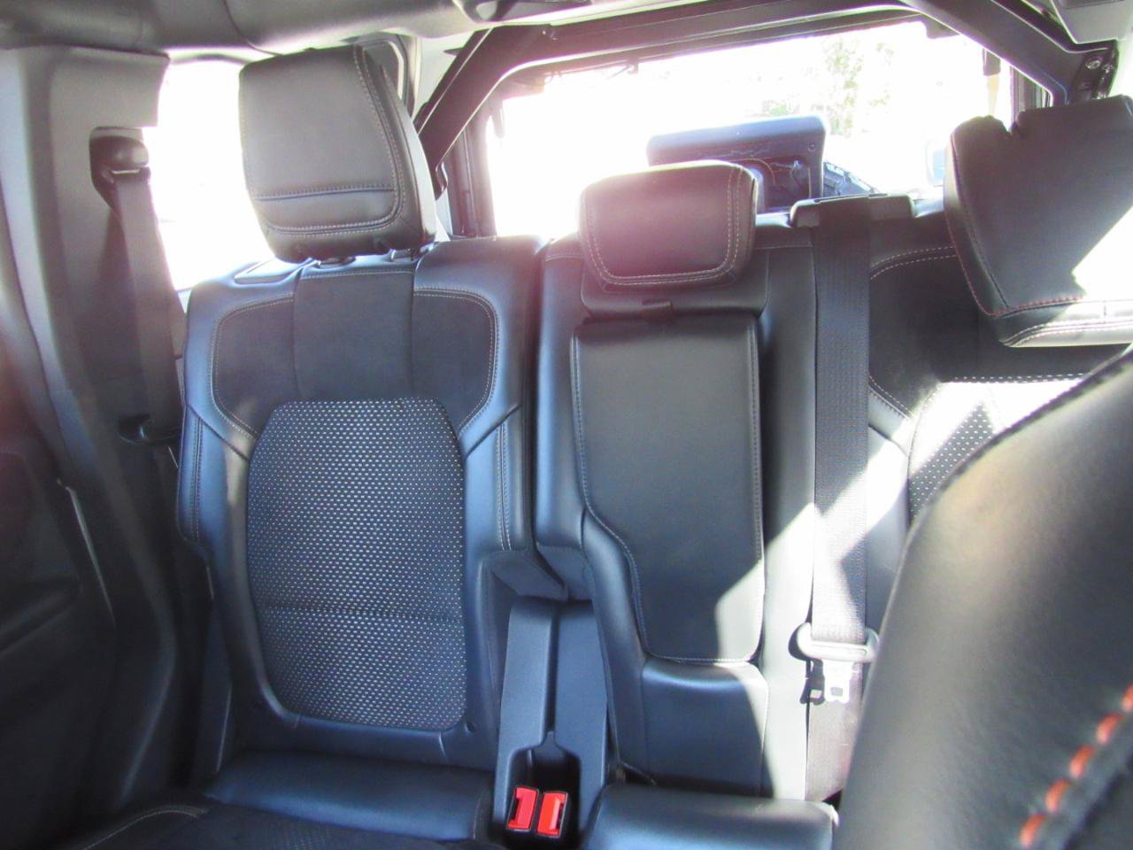 Used 2025 Ford Bronco Raptor w/ Interior Carbon Fiber Pack AWD/4WD image 8