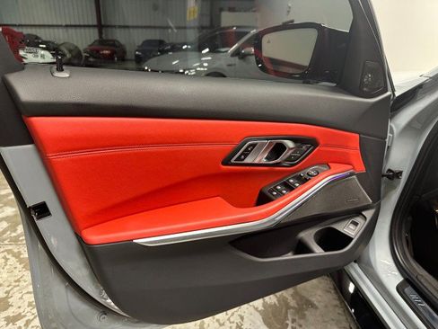 Used 2023 BMW M3 w/ M Carbon Exterior Package RWD image 39