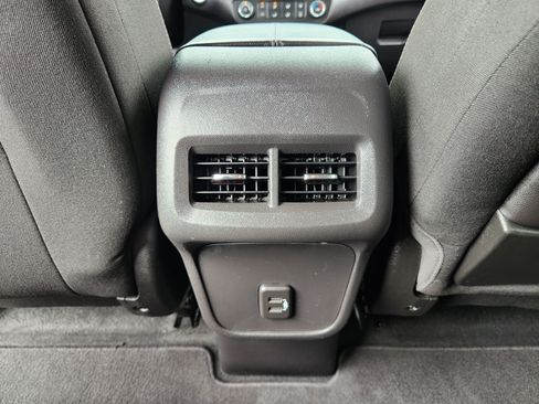 Certified 2024 GMC Terrain SLE AWD/4WD image 30