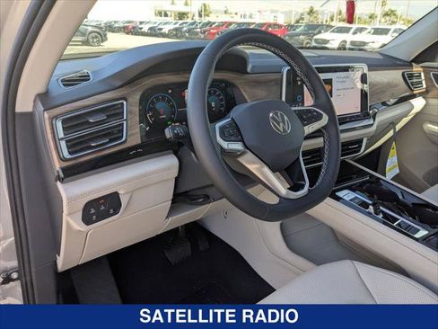 New 2026 Volkswagen Atlas SE FWD image 9