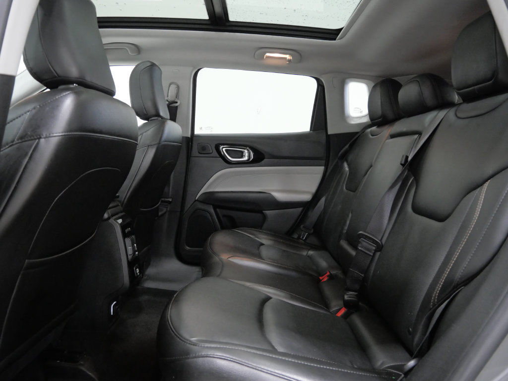 Used 2022 Jeep Compass Limited w/ Sun and Sound Group AWD/4WD image 25