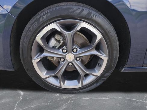 Used 2022 Chevrolet Malibu LT FWD image 34