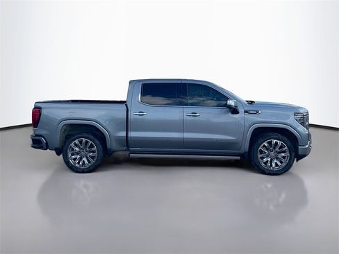 Used 2025 GMC Sierra 1500 Denali w/ Denali Reserve Package image 8