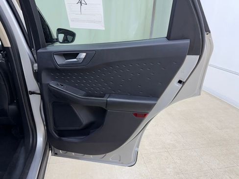 Used 2020 Ford Escape SEL image 13