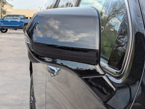 New 2026 GMC Yukon XL Elevation image 11