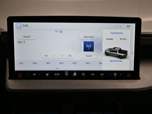 New 2025 Ford Maverick XLT w/ XLT Luxury Package image 30