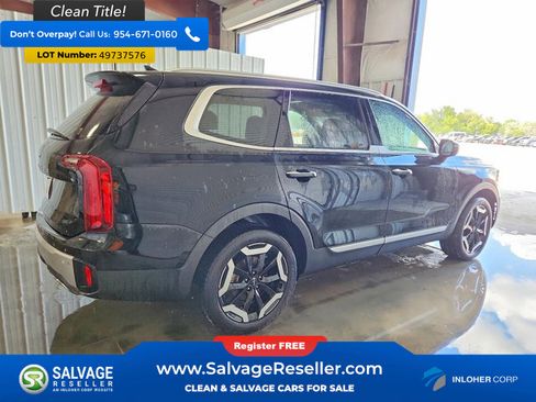 Used 2023 Kia Telluride S w/ S Sunroof Package FWD image 4