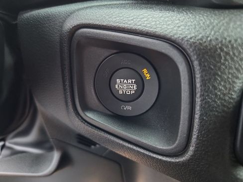 Used 2025 Jeep Wrangler Unlimited Sport AWD/4WD image 26