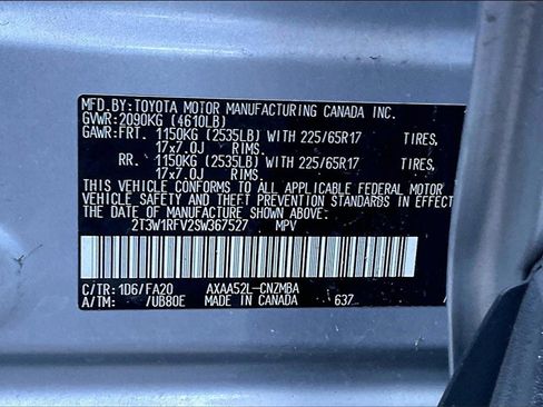 Used 2025 Toyota RAV4 XLE image 32