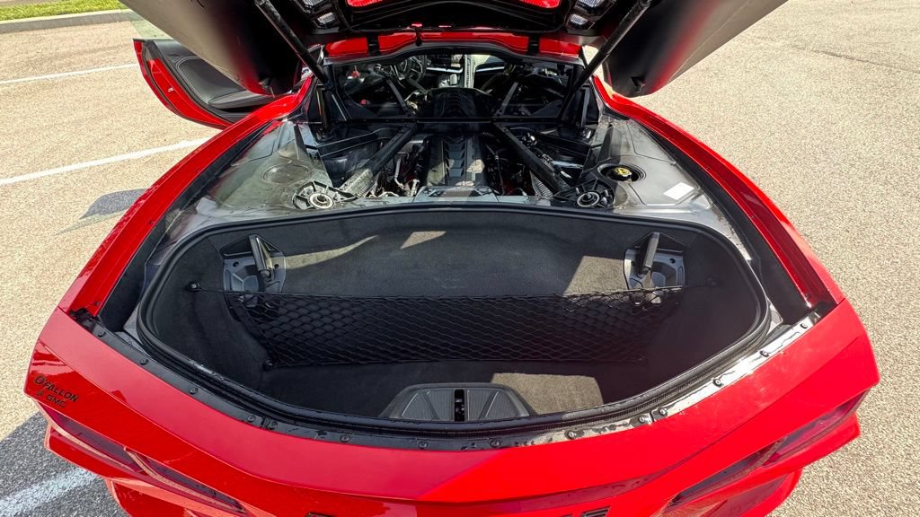 Used 2025 Chevrolet Corvette Stingray Premium Cpe w/ 3LT RWD image 9
