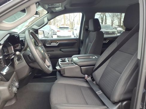 Used 2023 Chevrolet Silverado 1500 LT image 12