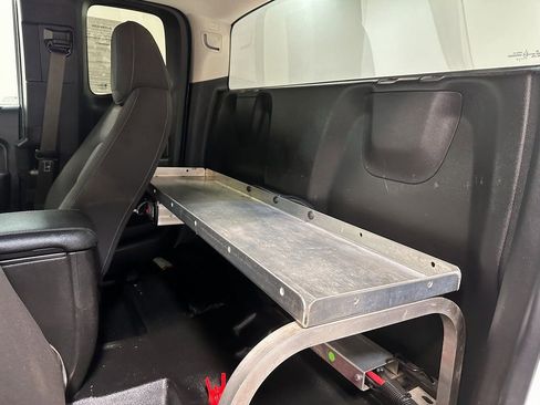 Used 2021 Chevrolet Colorado LT w/ Fleet Safety Package image 14