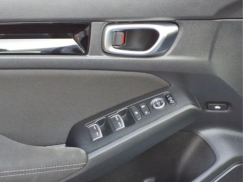 Used 2022 Honda Civic EX image 12