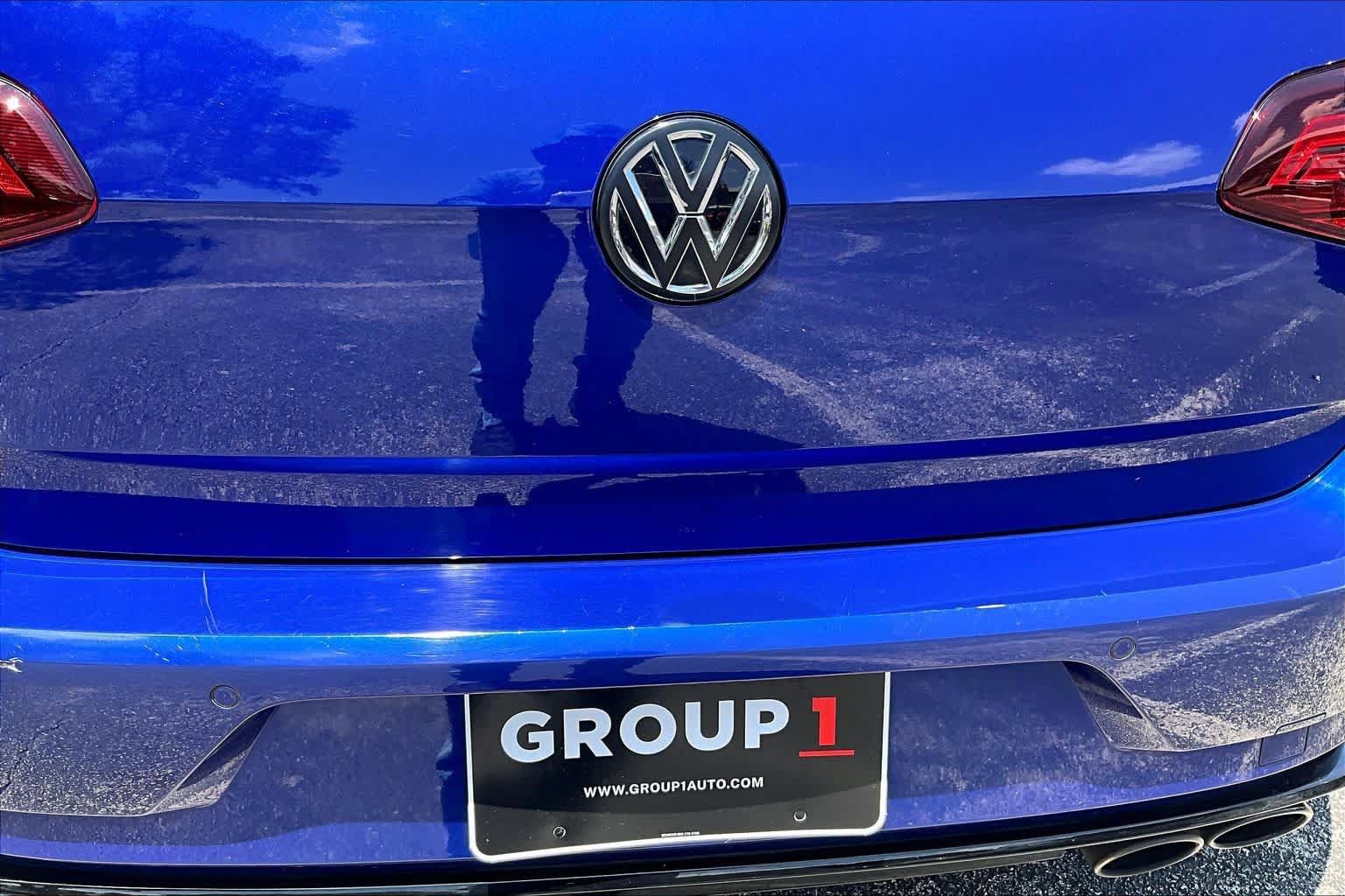 Used 2018 Volkswagen Golf R 4-Door AWD/4WD image 33