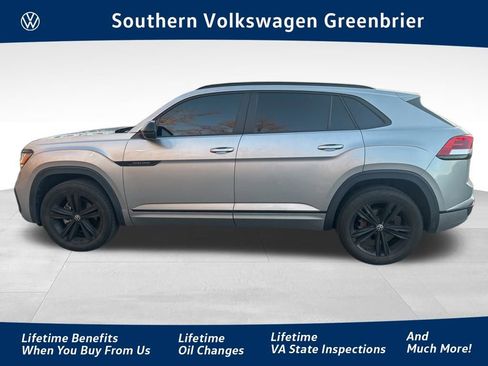 Used 2023 Volkswagen Atlas Cross Sport SEL R-Line image 1