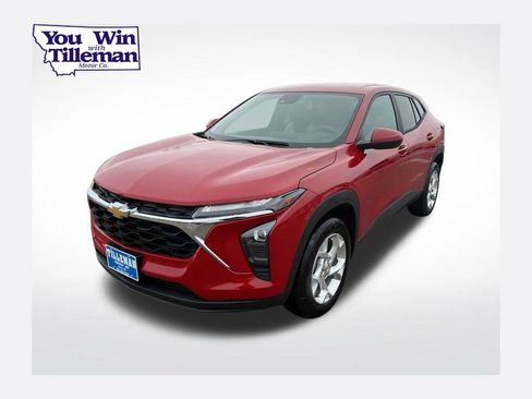 New 2026 Chevrolet Trax LS w/ LS Convenience Package FWD image 1