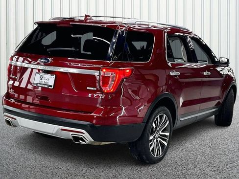 Used 2016 Ford Explorer Platinum image 6