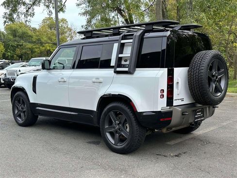 Used 2021 Land Rover Defender 110 X-Dynamic SE image 6