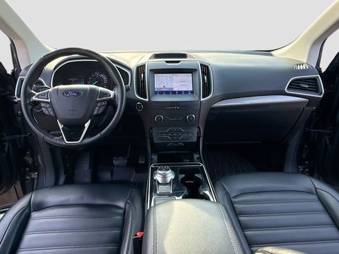 Used 2020 Ford Edge SEL image 3