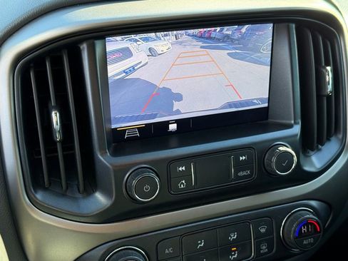 Used 2019 Chevrolet Colorado Z71 image 25