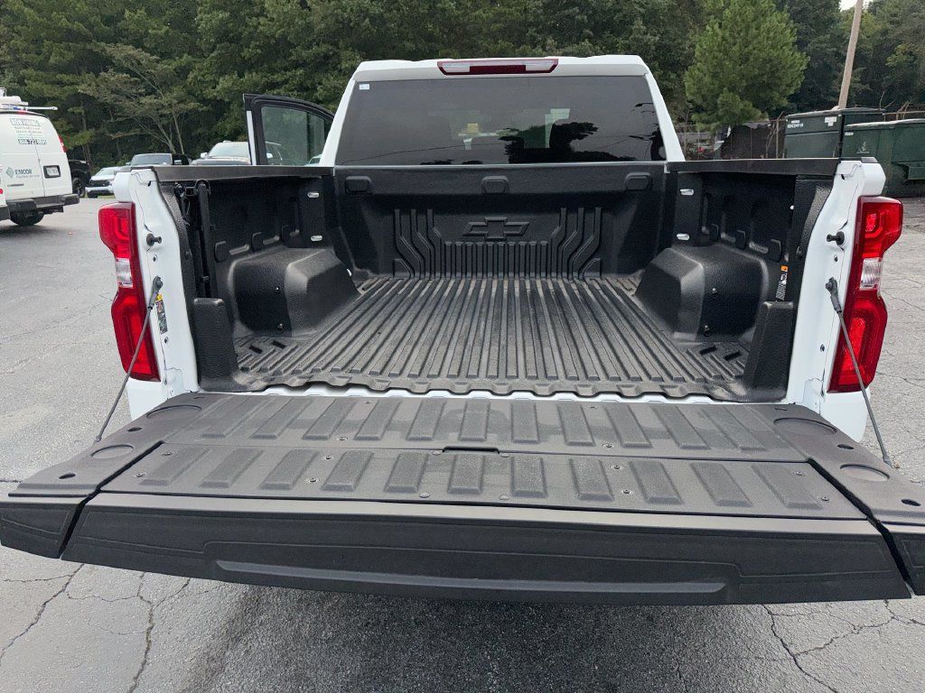 Used 2025 Chevrolet Silverado 1500 RST RWD image 35
