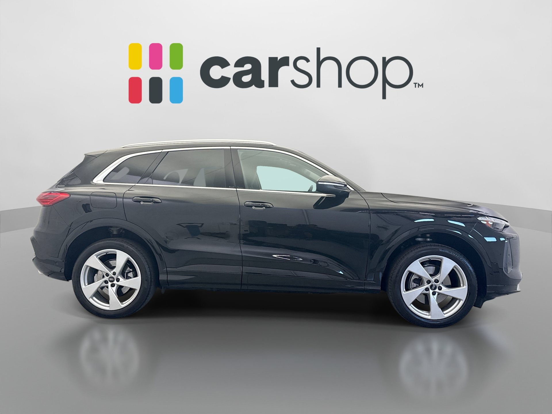 Used 2025 Audi Q5 Premium Plus w/ Premium Plus AWD/4WD image 6