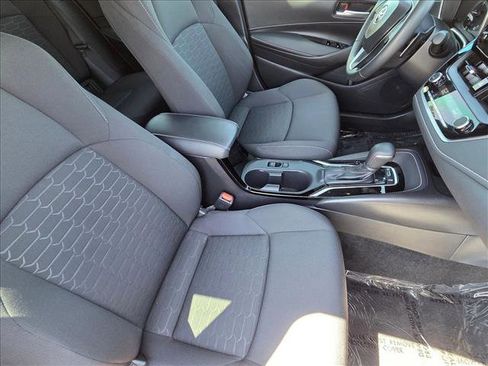 Certified 2024 Toyota Corolla SE w/ SE Package FWD image 19