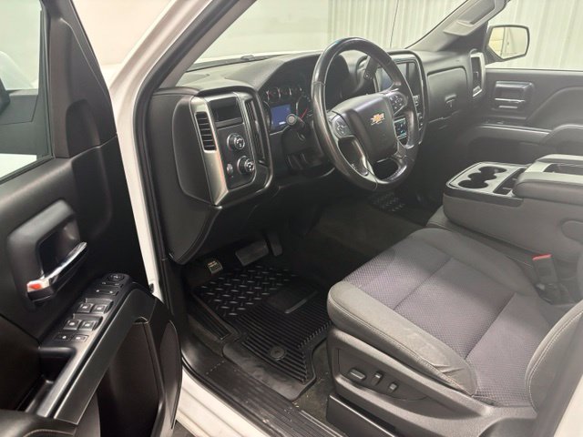Used 2018 Chevrolet Silverado 1500 LT w/ All Star Edition AWD/4WD image 11