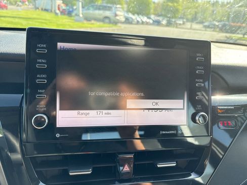 Used 2022 Toyota Camry XSE FWD image 13