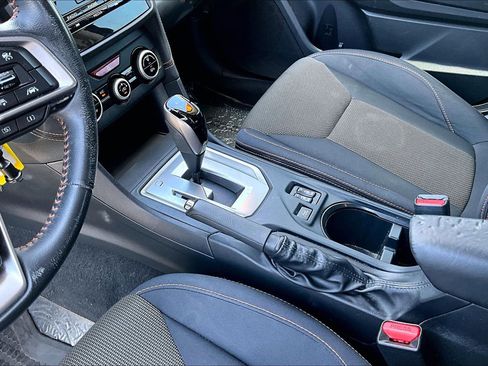 Used 2020 Subaru Crosstrek 2.0i Premium AWD/4WD image 13