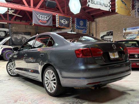 Used 2013 Volkswagen Jetta TDI FWD image 6