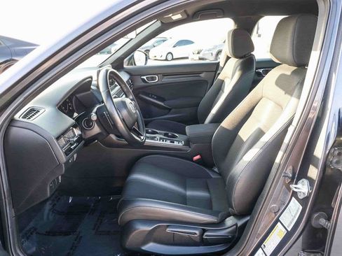 Used 2025 Honda Civic Sport image 19