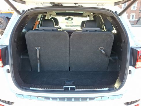 Used 2018 Kia Sorento SX image 31