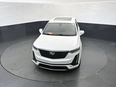 Used 2022 Cadillac XT6 Premium Luxury w/ Platinum Package AWD/4WD image 30