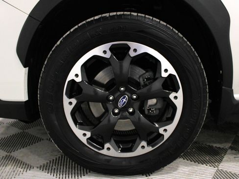 Used 2021 Subaru Crosstrek 2.0i Premium image 33