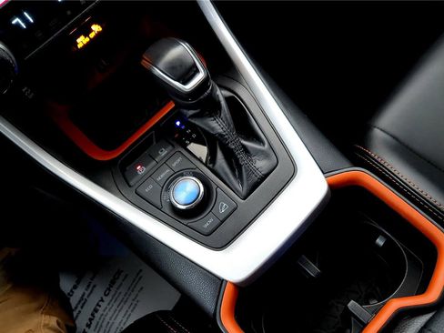 Used 2024 Toyota RAV4 Adventure image 20