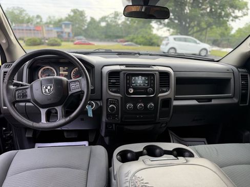 Used 2017 RAM 1500 Express w/ Black Ram 1500 Express Group AWD/4WD image 11