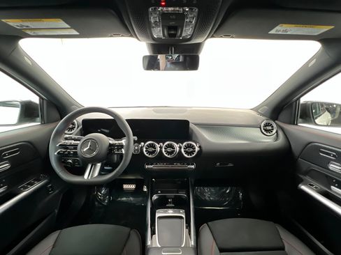New 2026 Mercedes-Benz GLA 250 4MATIC image 9