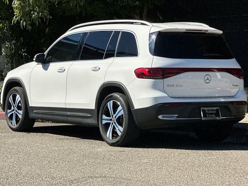 Certified 2023 Mercedes-Benz EQB 300 4MATIC image 3