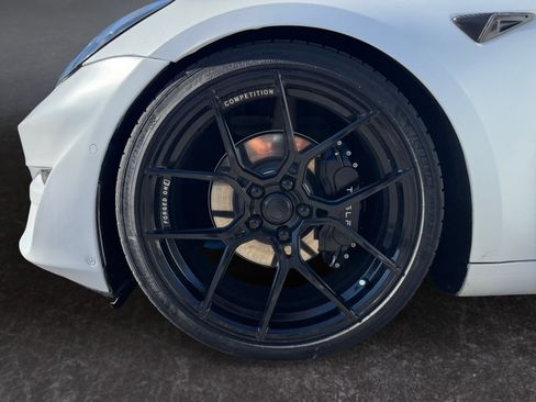 Used 2021 Tesla Model 3 Long Range AWD/4WD image 9