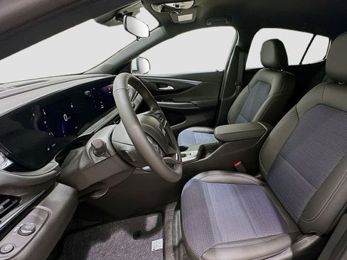 New 2026 Buick Envista Sport Touring w/ Convenience I Package FWD image 24