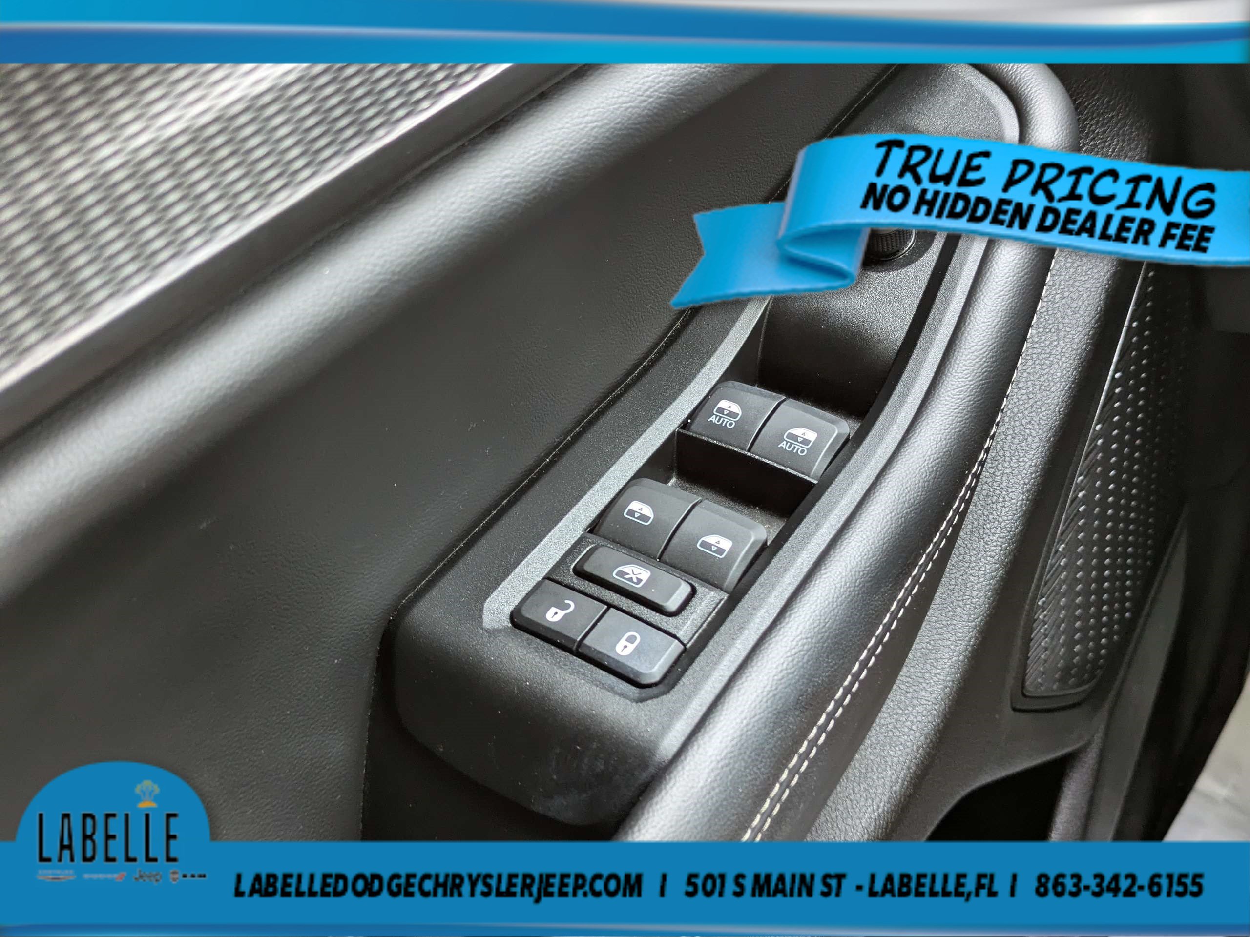Used 2024 Jeep Grand Cherokee L Altitude AWD/4WD image 24