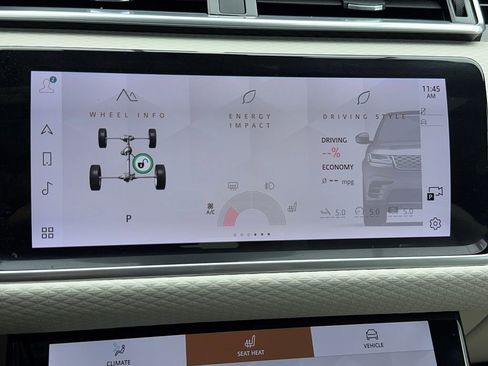 Used 2023 Land Rover Range Rover Velar R-Dynamic S image 28