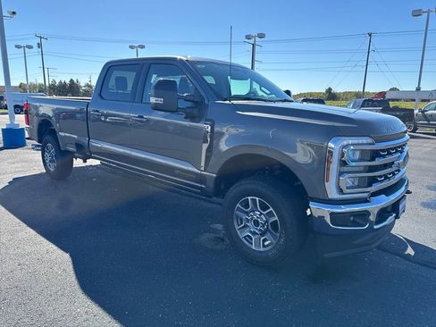 New 2026 Ford F350 Lariat w/ FX4 Off-Road Package image 7
