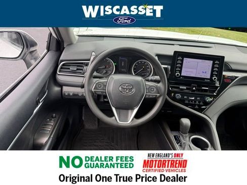 Used 2023 Toyota Camry LE image 7
