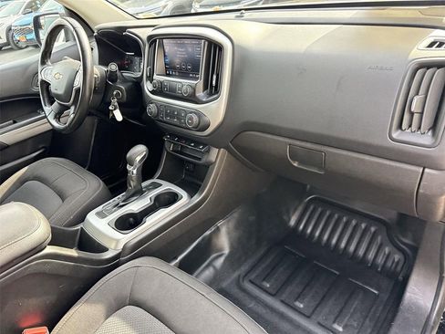 Used 2022 Chevrolet Colorado LT w/ Fleet Safety Package RWD image 24